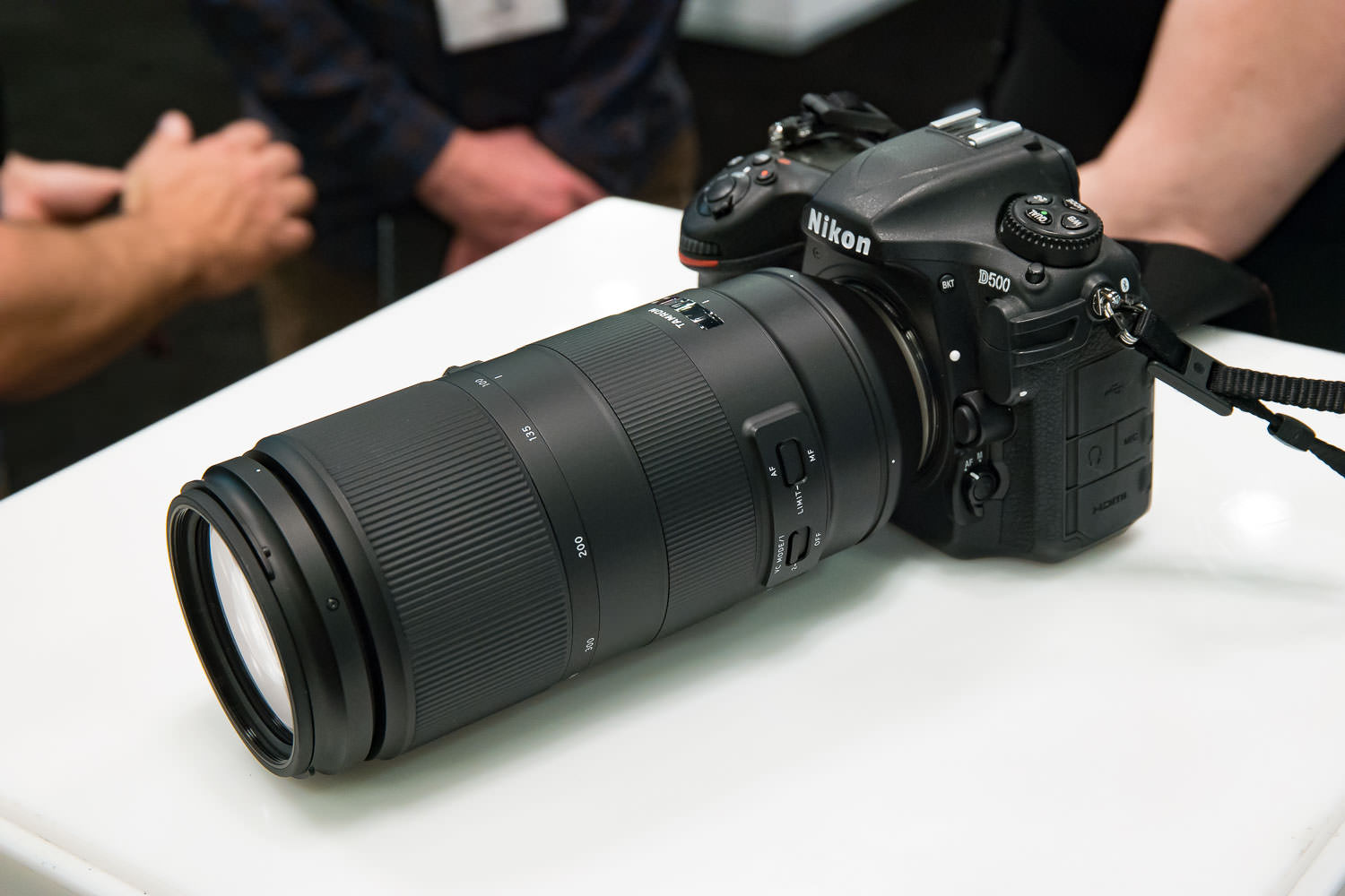 Краткий обзор Tamron 100400mm F4.56.3 Di VC USD